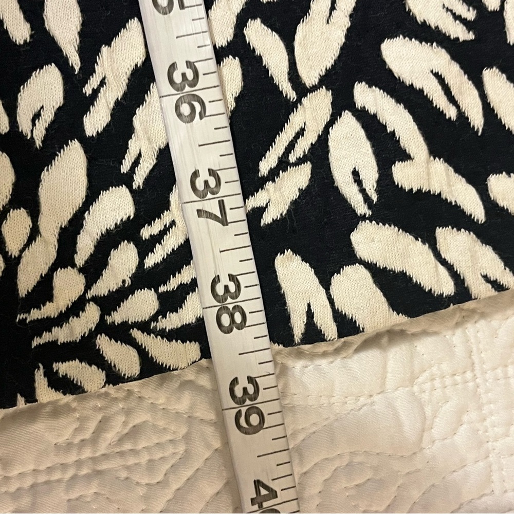 Badgley Mischka Black & White Floral Long Sleeve Dress, size 14 - Picture 6 of 6